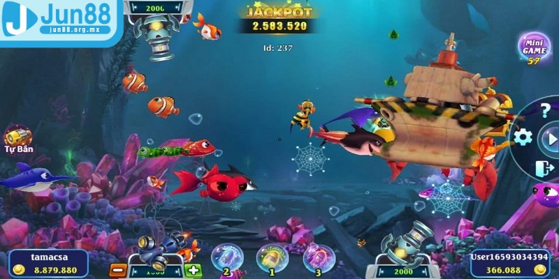 Bắn cá Vua Hải Tặc - Siêu phẩm săn thưởng cuốn hút 4 Ngư thủ được chọn nhân vật để hóa thân khi săn thưởng